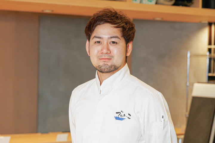 久保田 大 店長