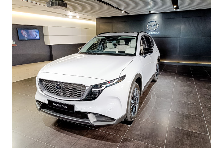 マツダ　高ニーズ機能へ集中投資　新型ＣＸ―５は「顧客価値」に焦点